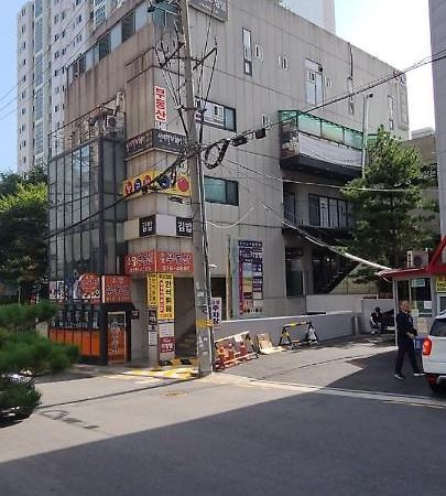 Yeouido Stay Seoul Exterior photo